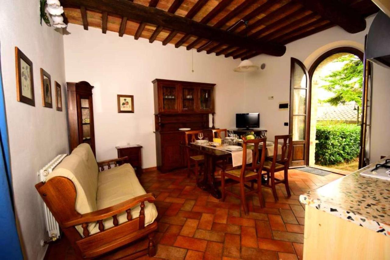 Le Rocche Di Valiano Aparthotel Εξωτερικό φωτογραφία