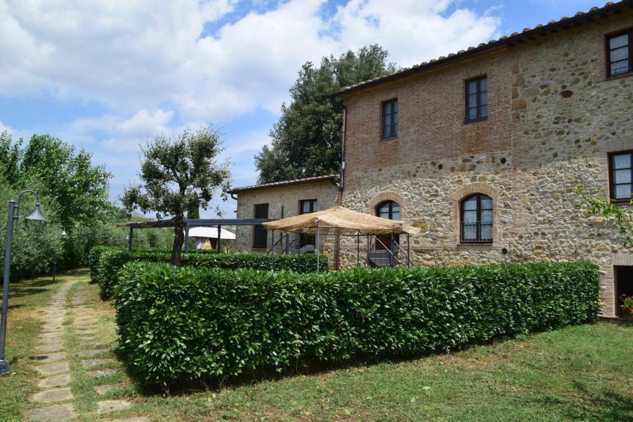 Le Rocche Di Valiano Aparthotel Εξωτερικό φωτογραφία