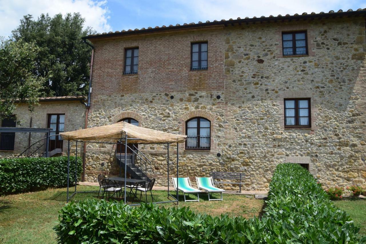 Le Rocche Di Valiano Aparthotel Εξωτερικό φωτογραφία