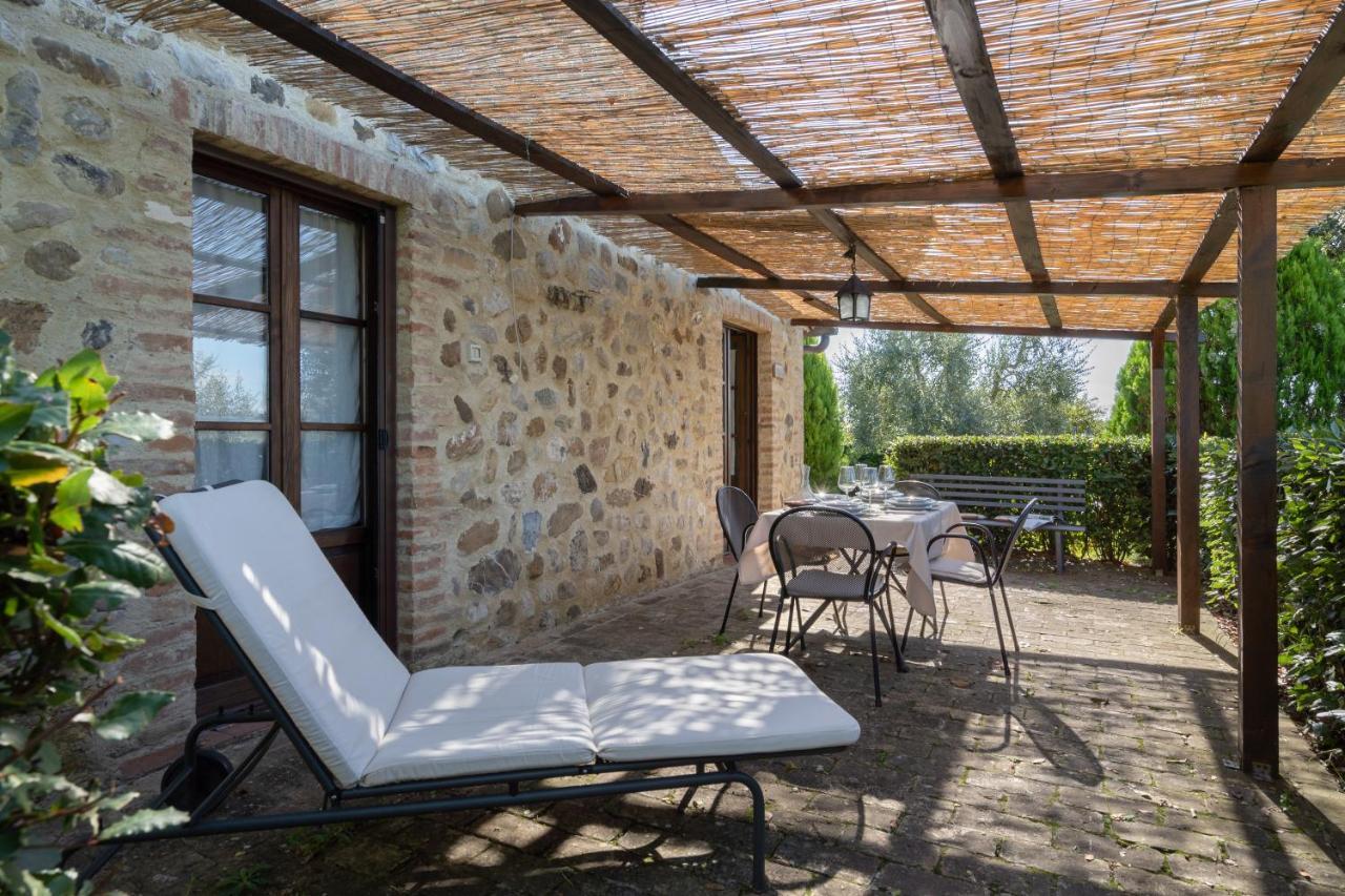 Le Rocche Di Valiano Aparthotel Εξωτερικό φωτογραφία