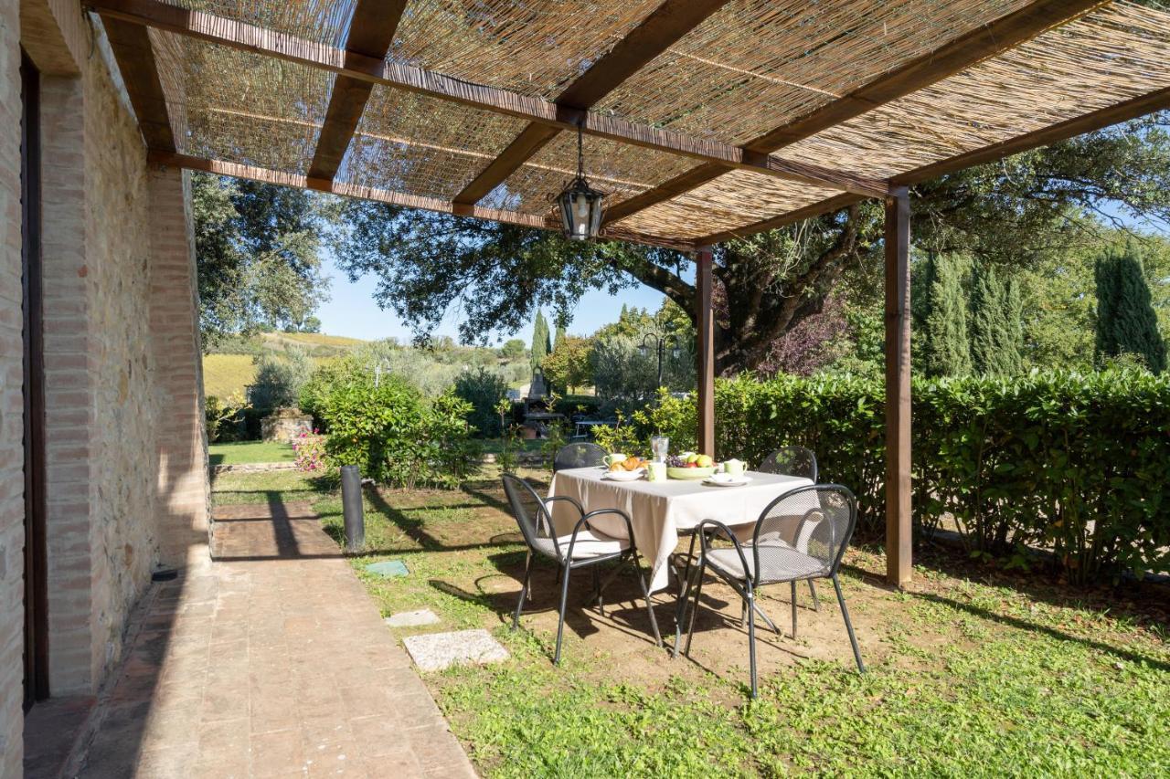 Le Rocche Di Valiano Aparthotel Εξωτερικό φωτογραφία