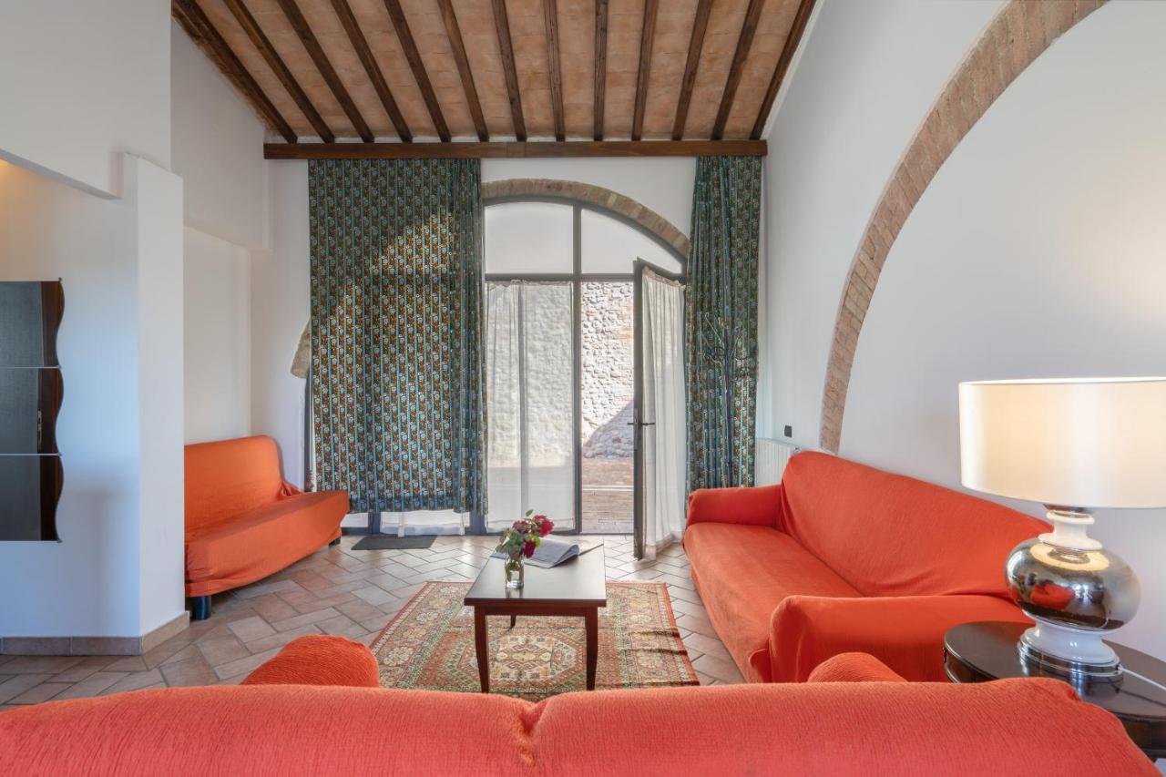 Le Rocche Di Valiano Aparthotel Εξωτερικό φωτογραφία